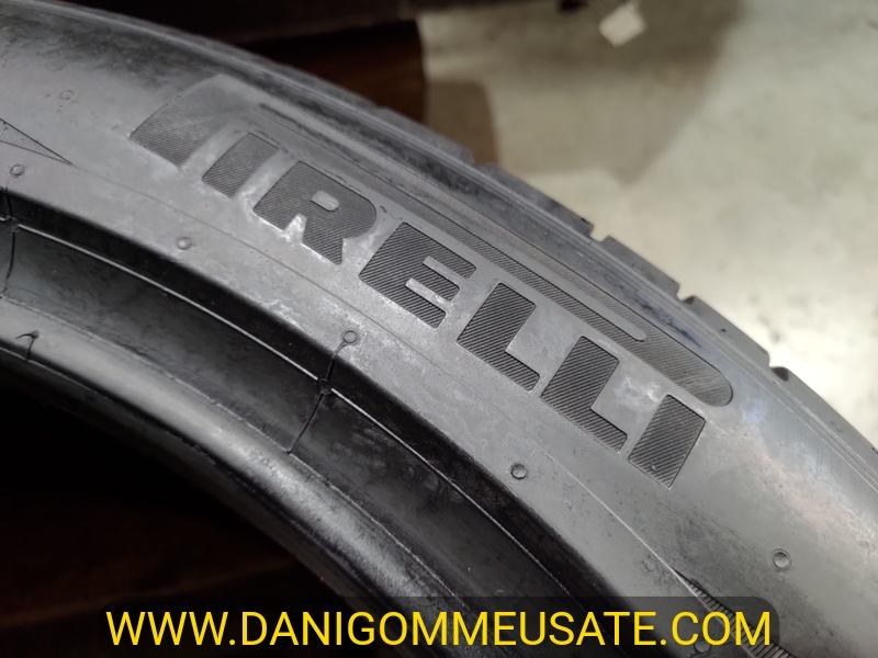 1 Gomma usata 275 40 20 RUN FLAT Pneumatici Estivi PIRELLI 1 Gomma usata 275 40 20 RUN FLAT Pneumatici Estivi PIRELLI