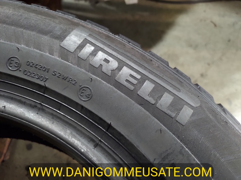 4 Gomme usate 205 60 16 Pneumatici Invernali PIRELLI 4 Gomme usate 205 60 16 Pneumatici Invernali PIRELLI