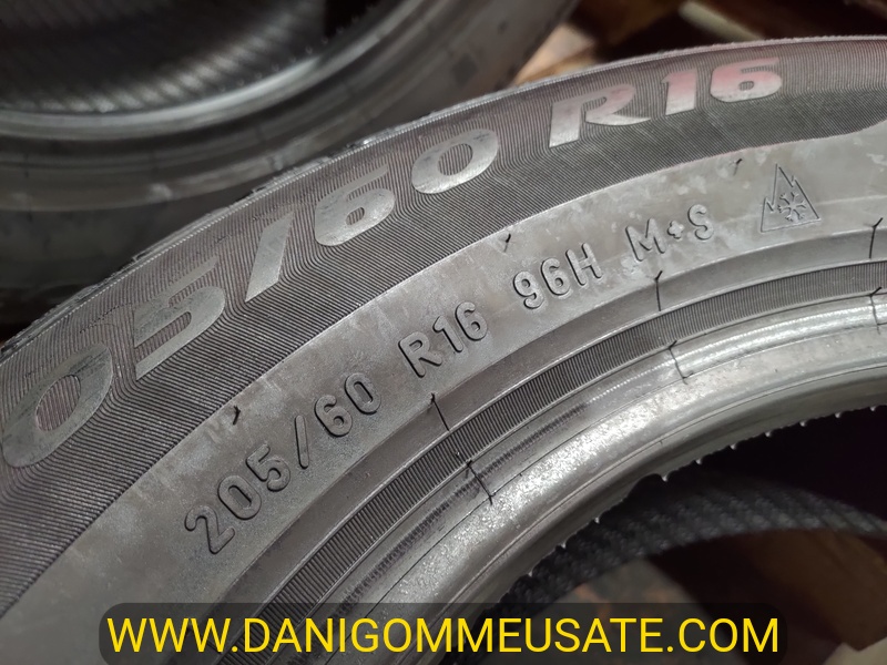 4 Gomme usate 205 60 16 Pneumatici Invernali PIRELLI 4 Gomme usate 205 60 16 Pneumatici Invernali PIRELLI