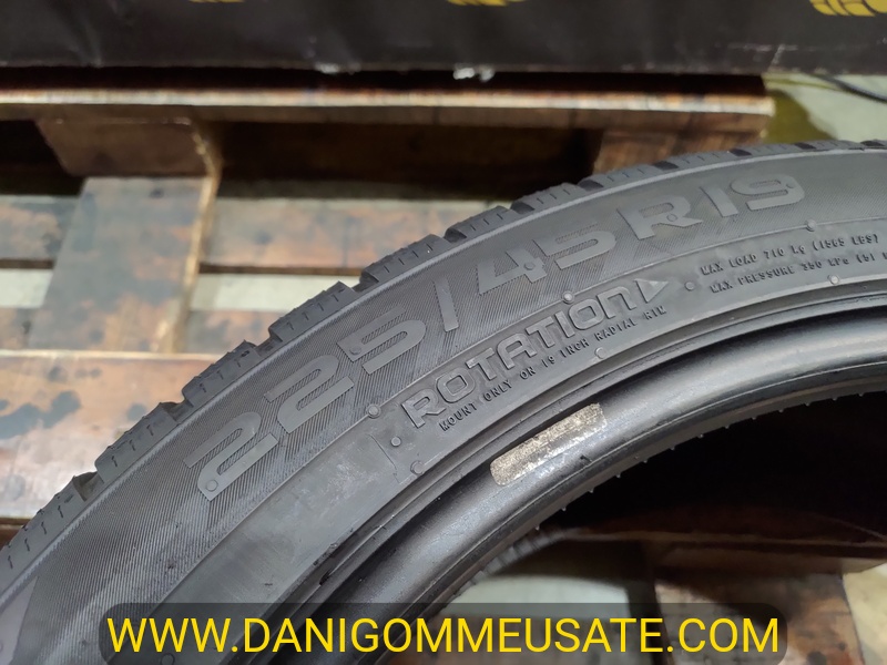 2 Gomme usate 225 45 19 Pneumatici Invernali NOKIAN 2 Gomme usate 225 45 19 Pneumatici Invernali NOKIAN