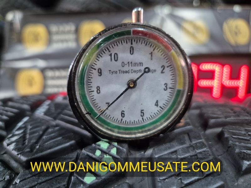 4 Gomme usate 285 40 21 Pneumatici Invernali PIRELLI 4 Gomme usate 285 40 21 Pneumatici Invernali PIRELLI