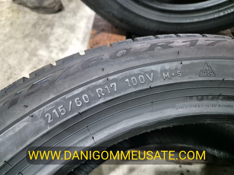 4 Gomme nuove 215 60 17 Pneumatici Invernali PIRELLI 4 Gomme nuove 215 60 17 Pneumatici Invernali PIRELLI