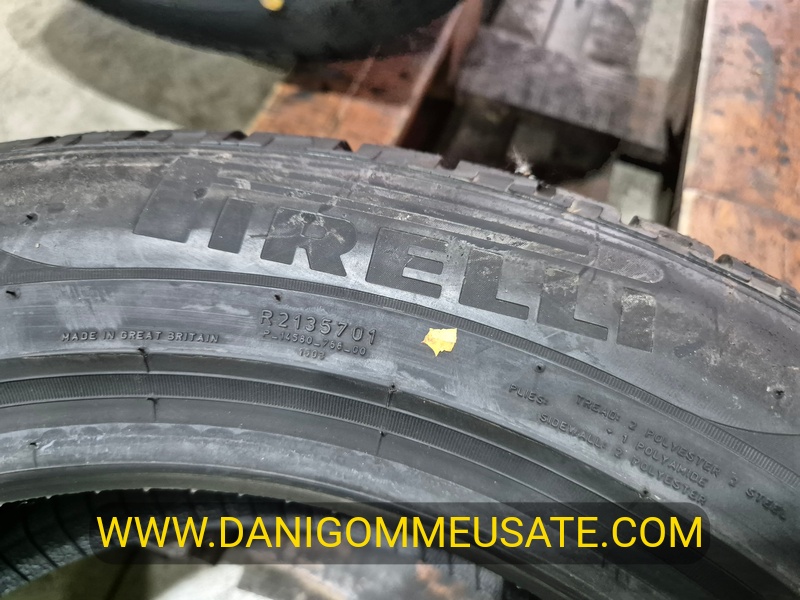 4 Gomme nuove 215 60 17 Pneumatici Invernali PIRELLI 4 Gomme nuove 215 60 17 Pneumatici Invernali PIRELLI