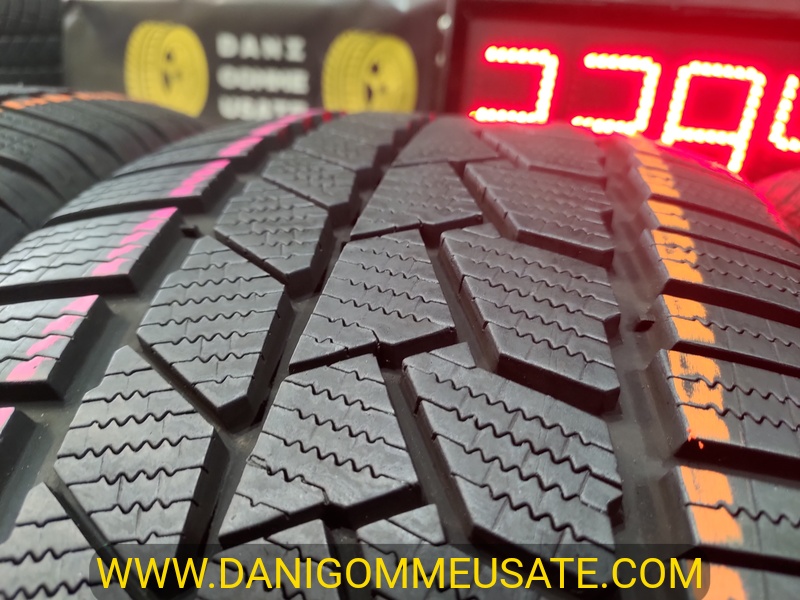 4 Gomme usate 245 50 19 RUN FLAT Pneumatici Invernali CONTINENTAL 4 Gomme usate 245 50 19 RUN FLAT Pneumatici Invernali CONTINENTAL
