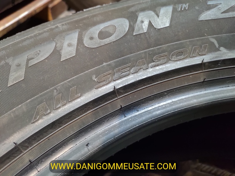 4 Gomme usate 255 60 20 Pneumatici 4 Stagioni PIRELLI 4 Gomme usate 255 60 20 Pneumatici 4 Stagioni PIRELLI