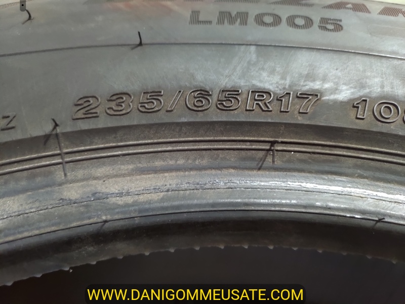 4 Gomme usate 235 65 17 Pneumatici Invernali BRIDGESTONE 4 Gomme usate 235 65 17 Pneumatici Invernali BRIDGESTONE