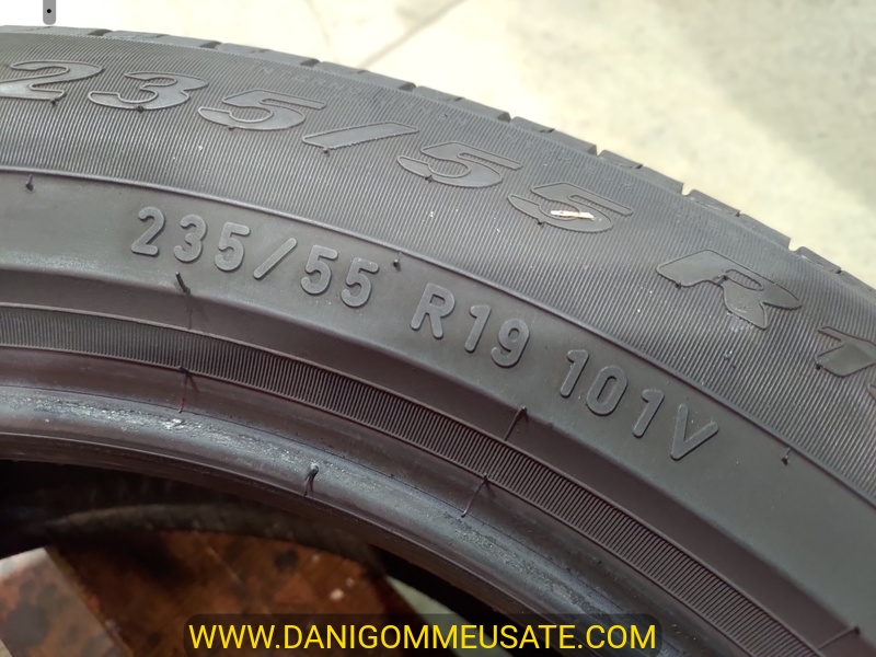 2 Gomme usate 235 55 19 RUN FLAT Pneumatici Estivi PIRELLI 2 Gomme usate 235 55 19 RUN FLAT Pneumatici Estivi PIRELLI