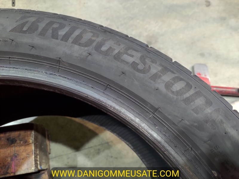 2 Gomme usate 275 40 20 RUN FLAT Pneumatici Estivi BRIDGESTONE 2 Gomme usate 275 40 20 RUN FLAT Pneumatici Estivi BRIDGESTONE
