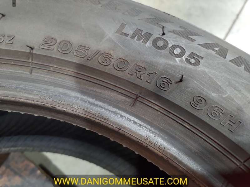 2 Gomme usate 205 60 16 Pneumatici Invernali BRIDGESTONE 2 Gomme usate 205 60 16 Pneumatici Invernali BRIDGESTONE