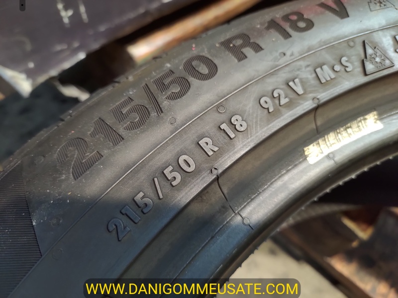 4 Gomme usate 215 50 18 Pneumatici Invernali CONTINENTAL 4 Gomme usate 215 50 18 Pneumatici Invernali CONTINENTAL