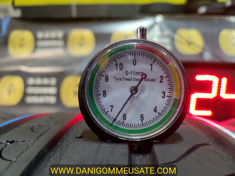 4 Gomme usate 235 45 19 Pneumatici Estivi COOPER 4 Gomme usate 235 45 19 Pneumatici Estivi COOPER