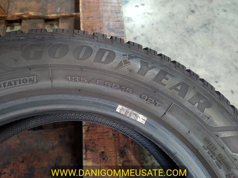 4 Gomme usate 185 65 15 Pneumatici Invernali GOODYEAR 4 Gomme usate 185 65 15 Pneumatici Invernali GOODYEAR