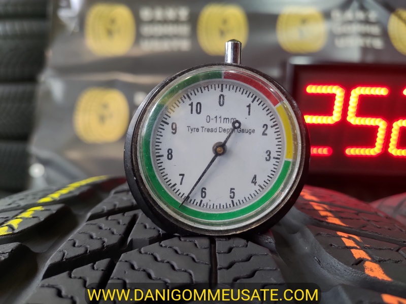 4 Gomme usate 215 55 17 Pneumatici Invernali PIRELLI 4 Gomme usate 215 55 17 Pneumatici Invernali PIRELLI