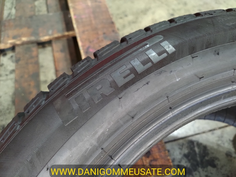 4 Gomme usate 215 55 17 Pneumatici Invernali PIRELLI 4 Gomme usate 215 55 17 Pneumatici Invernali PIRELLI