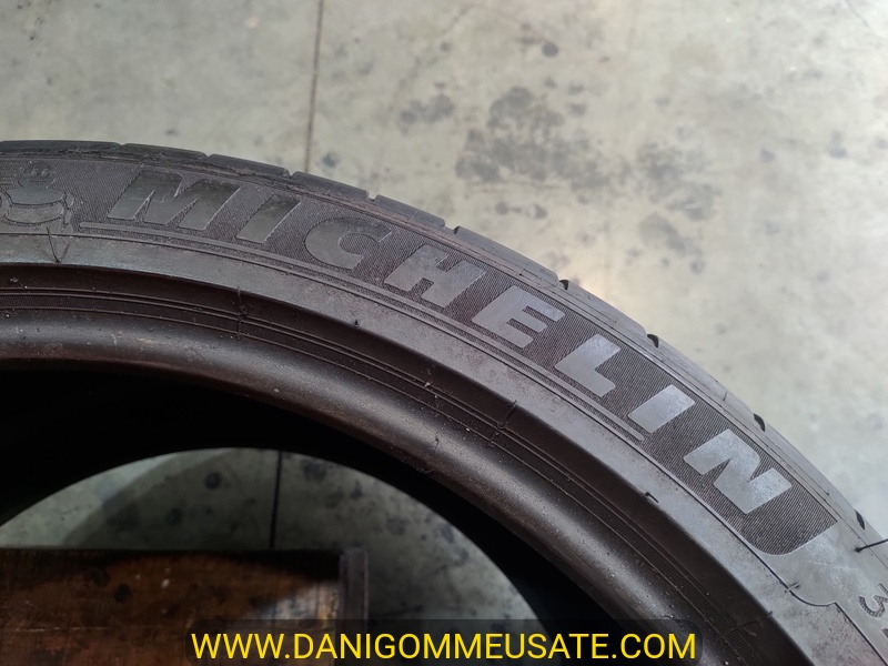 1 Gomma usata 325 30 21 Pneumatici Estivi MICHELIN 1 Gomma usata 325 30 21 Pneumatici Estivi MICHELIN