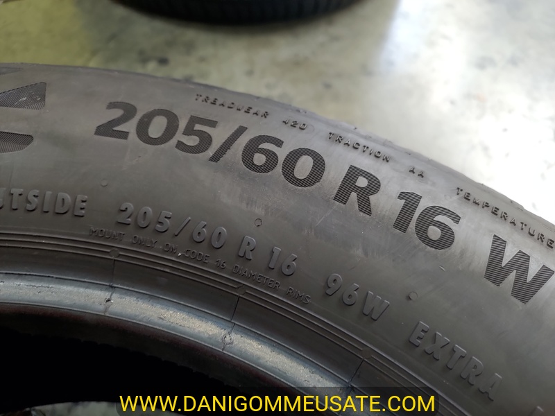 2 Gomme usate 205 60 16 Pneumatici Estivi CONTINENTAL 2 Gomme usate 205 60 16 Pneumatici Estivi CONTINENTAL