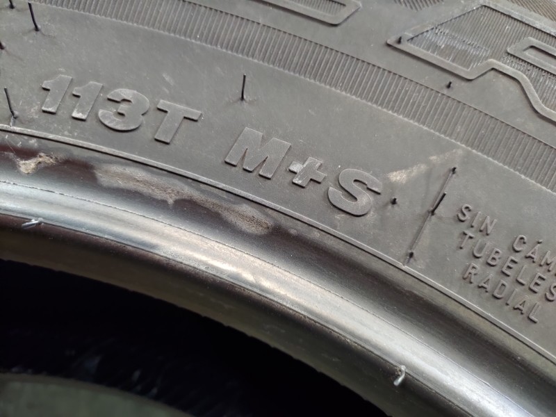 4 Gomme usate 255 70 18 Pneumatici 4 Stagioni BRIDGESTONE 4 Gomme usate 255 70 18 Pneumatici 4 Stagioni BRIDGESTONE