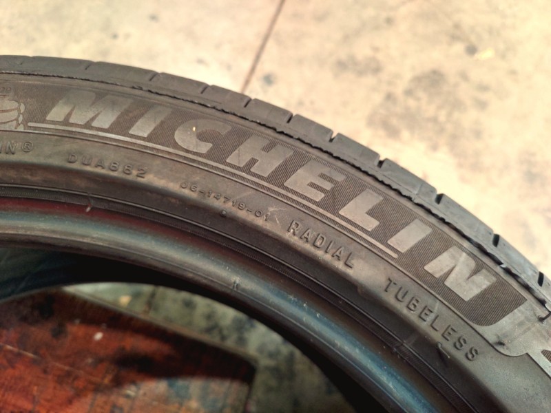 2 Gomme usate 205 45 17 Pneumatici Estivi MICHELIN 2 Gomme usate 205 45 17 Pneumatici Estivi MICHELIN
