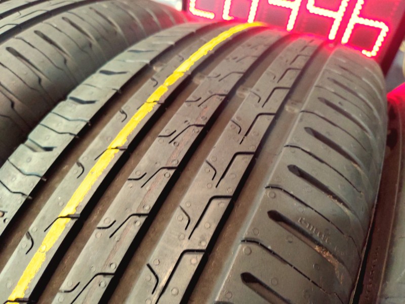 4 Gomme usate 215 65 17 Pneumatici Estivi CONTINENTAL 4 Gomme usate 215 65 17 Pneumatici Estivi CONTINENTAL
