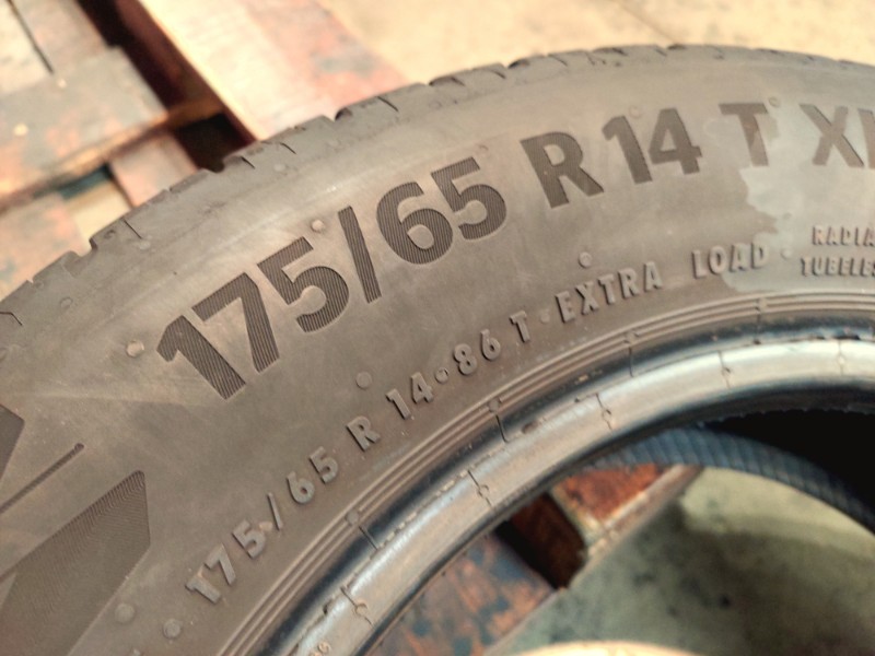 4 Gomme usate 175 65 14 Pneumatici Estivi CONTINENTAL 4 Gomme usate 175 65 14 Pneumatici Estivi CONTINENTAL