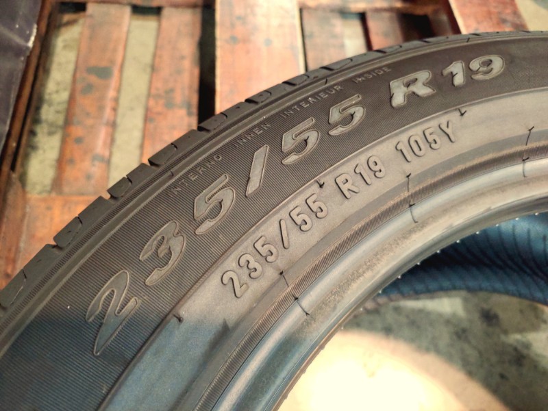 4 Gomme usate 235 55 19 Pneumatici Estivi PIRELLI 4 Gomme usate 235 55 19 Pneumatici Estivi PIRELLI