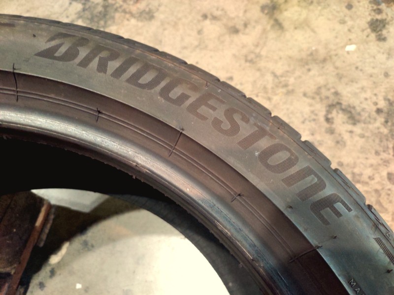 4 Gomme usate 245 45 19 Pneumatici Estivi BRIDGESTONE 4 Gomme usate 245 45 19 Pneumatici Estivi BRIDGESTONE