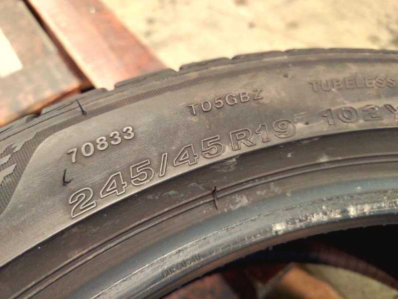 4 Gomme usate 245 45 19 Pneumatici Estivi BRIDGESTONE 4 Gomme usate 245 45 19 Pneumatici Estivi BRIDGESTONE