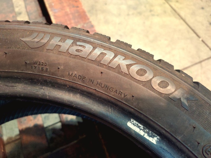 2 Gomme usate 225 45 18 Pneumatici Invernali HANKOOK 2 Gomme usate 225 45 18 Pneumatici Invernali HANKOOK