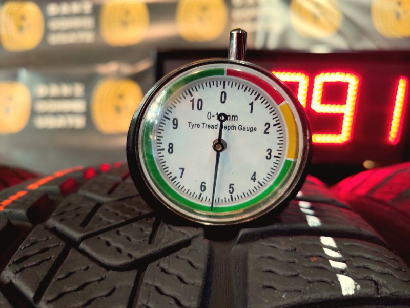 4 Gomme usate 205 65 16 Pneumatici Invernali PIRELLI 4 Gomme usate 205 65 16 Pneumatici Invernali PIRELLI