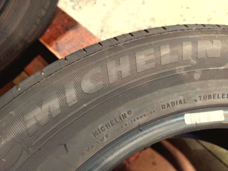 4 Gomme nuove 215 60 16 Pneumatici Estivi MICHELIN 4 Gomme nuove 215 60 16 Pneumatici Estivi MICHELIN