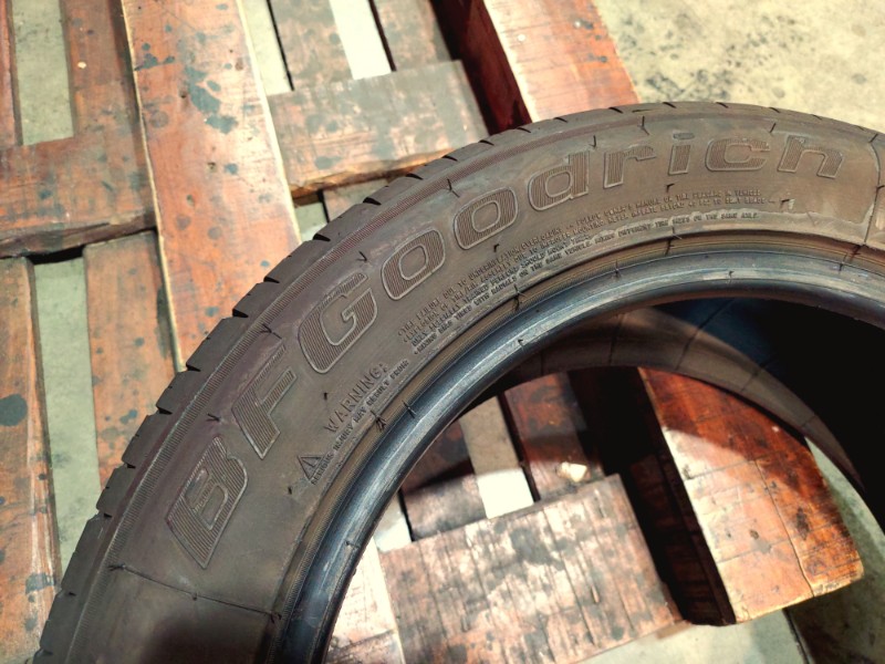 2 Gomme usate 225 55 17 Pneumatici Estivi BF GOODRICH 2 Gomme usate 225 55 17 Pneumatici Estivi BF GOODRICH