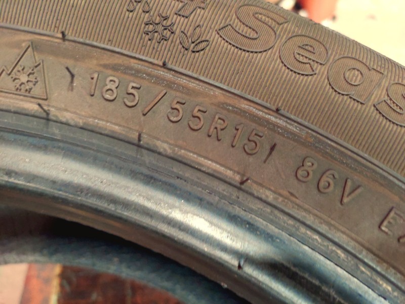 2 Gomme usate 185 55 15 Pneumatici 4 Stagioni CEAT 2 Gomme usate 185 55 15 Pneumatici 4 Stagioni CEAT