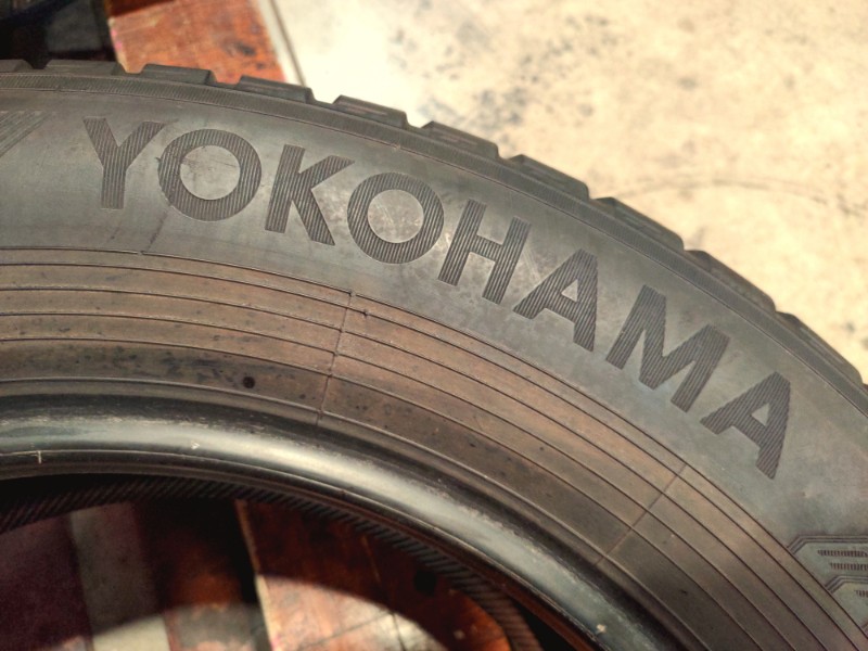 2 Gomme usate 225 65 17 Pneumatici 4 Stagioni YOKOHAMA 2 Gomme usate 225 65 17 Pneumatici 4 Stagioni YOKOHAMA