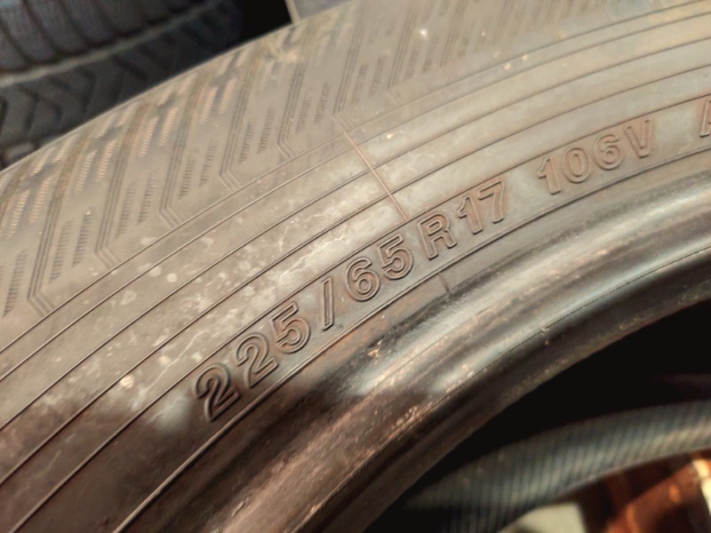 2 Gomme usate 225 65 17 Pneumatici 4 Stagioni YOKOHAMA 2 Gomme usate 225 65 17 Pneumatici 4 Stagioni YOKOHAMA