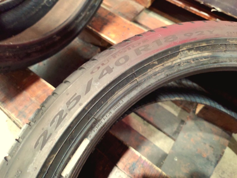 2 Gomme usate 225 40 18 Pneumatici Estivi PIRELLI 2 Gomme usate 225 40 18 Pneumatici Estivi PIRELLI