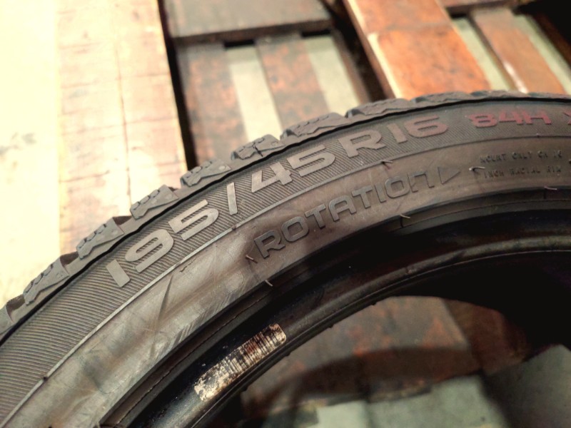 4 Gomme usate 195 45 16 Pneumatici Invernali NOKIAN 4 Gomme usate 195 45 16 Pneumatici Invernali NOKIAN