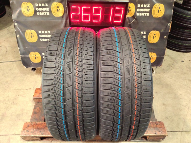 2 Gomme usate 265 45 20 Pneumatici Invernali TOYO 2 Gomme usate 265 45 20 Pneumatici Invernali TOYO