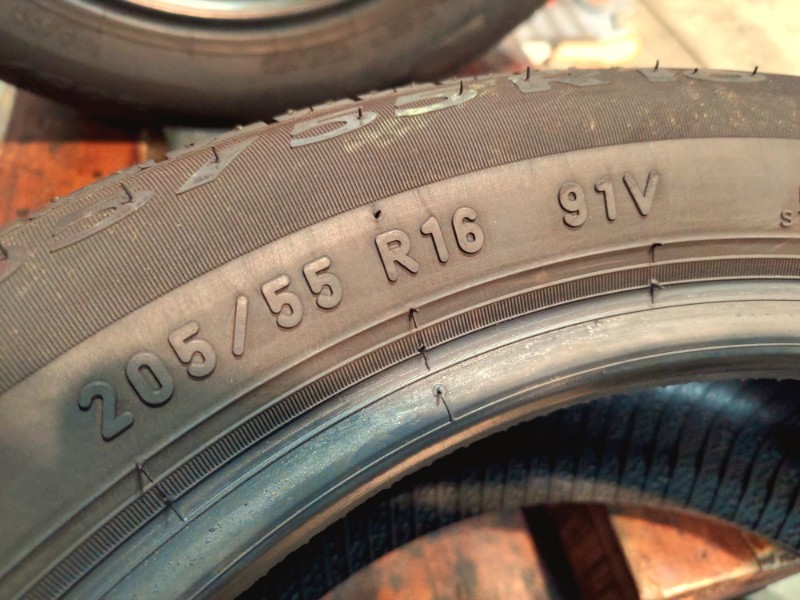 4 Gomme usate 205 55 16 Pneumatici Estivi PIRELLI 4 Gomme usate 205 55 16 Pneumatici Estivi PIRELLI