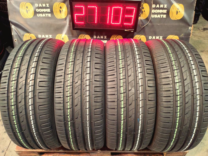 4 Gomme usate 225 50 17 Pneumatici Estivi BARUM 4 Gomme usate 225 50 17 Pneumatici Estivi BARUM