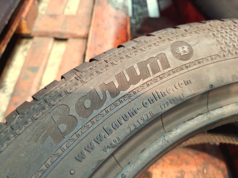 4 Gomme usate 225 50 17 Pneumatici Estivi BARUM 4 Gomme usate 225 50 17 Pneumatici Estivi BARUM