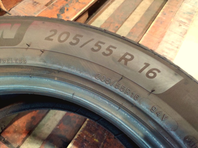 2 Gomme usate 205 55 16 Pneumatici Estivi MICHELIN 2 Gomme usate 205 55 16 Pneumatici Estivi MICHELIN