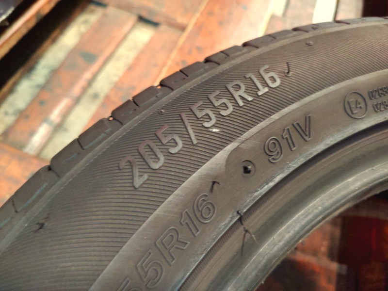 2 Gomme usate 205 55 16 Pneumatici Estivi LASSA 2 Gomme usate 205 55 16 Pneumatici Estivi LASSA