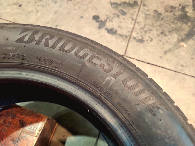 2 Gomme usate 205 55 16 Pneumatici Estivi BRIDGESTONE 2 Gomme usate 205 55 16 Pneumatici Estivi BRIDGESTONE