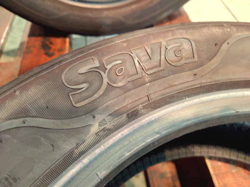 2 Gomme usate 205 55 16 Pneumatici Estivi SAVA 2 Gomme usate 205 55 16 Pneumatici Estivi SAVA