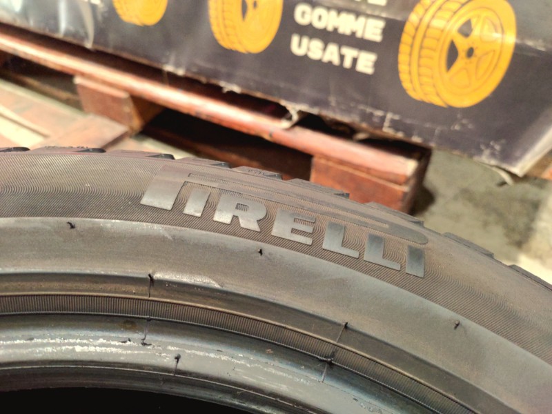 4 Gomme usate 215 50 18 Pneumatici Invernali PIRELLI 4 Gomme usate 215 50 18 Pneumatici Invernali PIRELLI