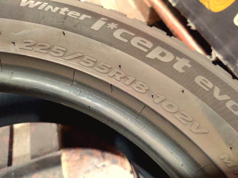 4 Gomme usate 225 55 18 Pneumatici Invernali HANKOOK 4 Gomme usate 225 55 18 Pneumatici Invernali HANKOOK