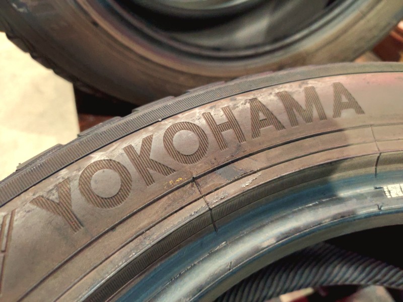 4 Gomme usate 195 55 16 Pneumatici Invernali YOKOHAMA 4 Gomme usate 195 55 16 Pneumatici Invernali YOKOHAMA
