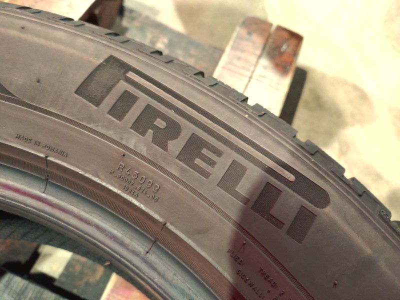 4 Gomme usate 235 55 18 Pneumatici Invernali PIRELLI 4 Gomme usate 235 55 18 Pneumatici Invernali PIRELLI