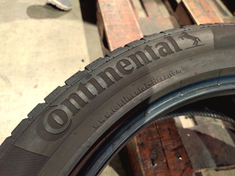 4 Gomme usate 255 45 20 Pneumatici Invernali CONTINENTAL 4 Gomme usate 255 45 20 Pneumatici Invernali CONTINENTAL