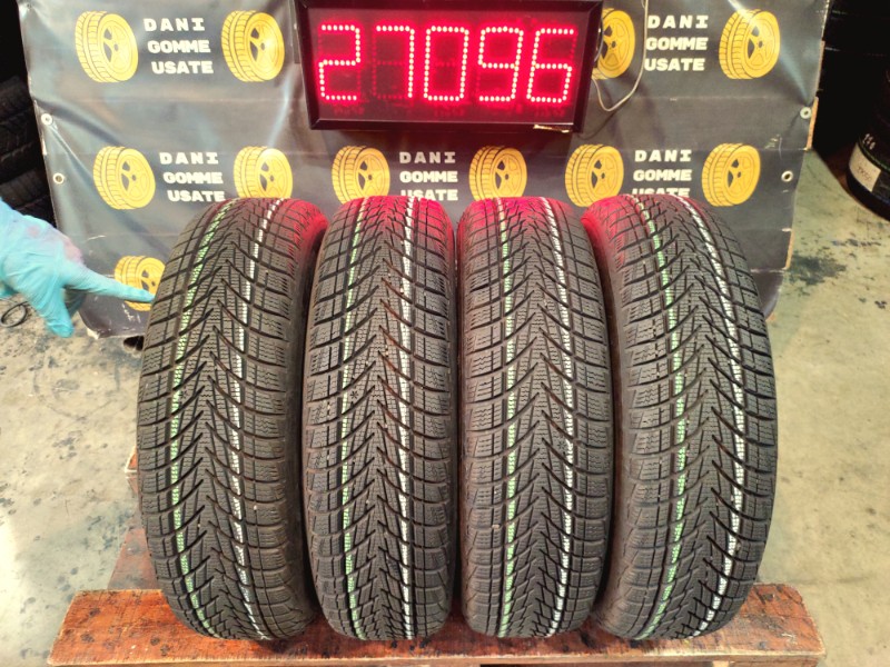 4 Gomme usate 175 65 15 Pneumatici Invernali GOODYEAR 4 Gomme usate 175 65 15 Pneumatici Invernali GOODYEAR